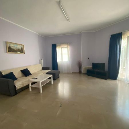פרבזה Vasilikis Apartment מראה חיצוני תמונה