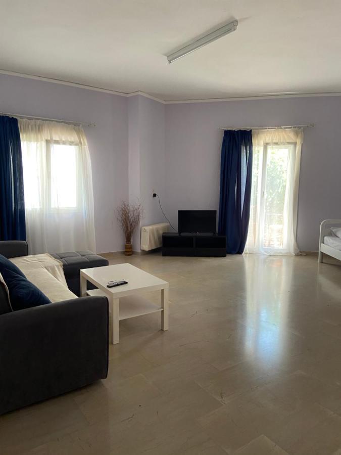 פרבזה Vasilikis Apartment מראה חיצוני תמונה